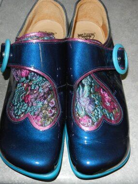 Chaussures John Fluevog pour femme (7).